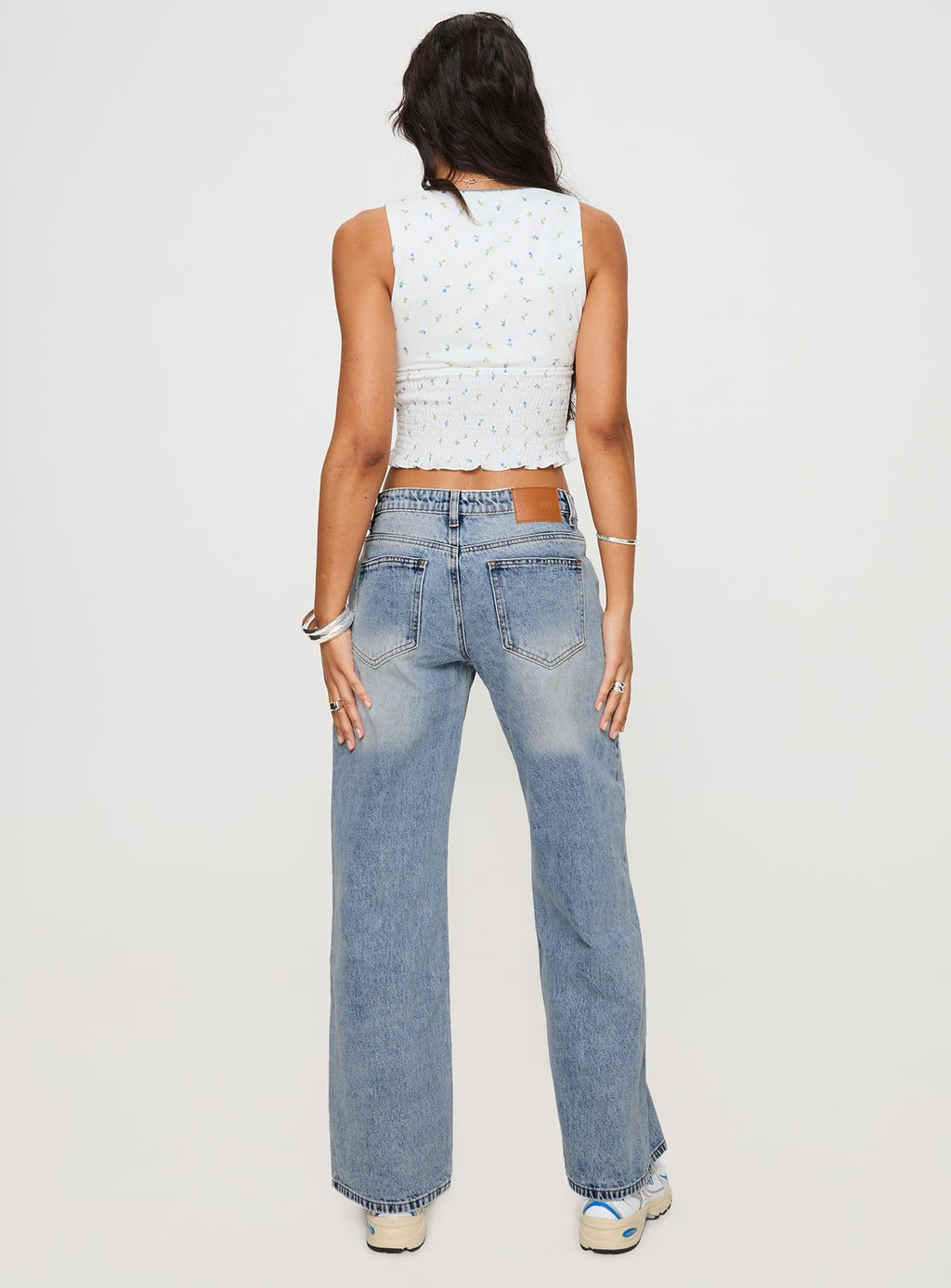 Ronine Low Rise Wide Leg Jean Light Wash