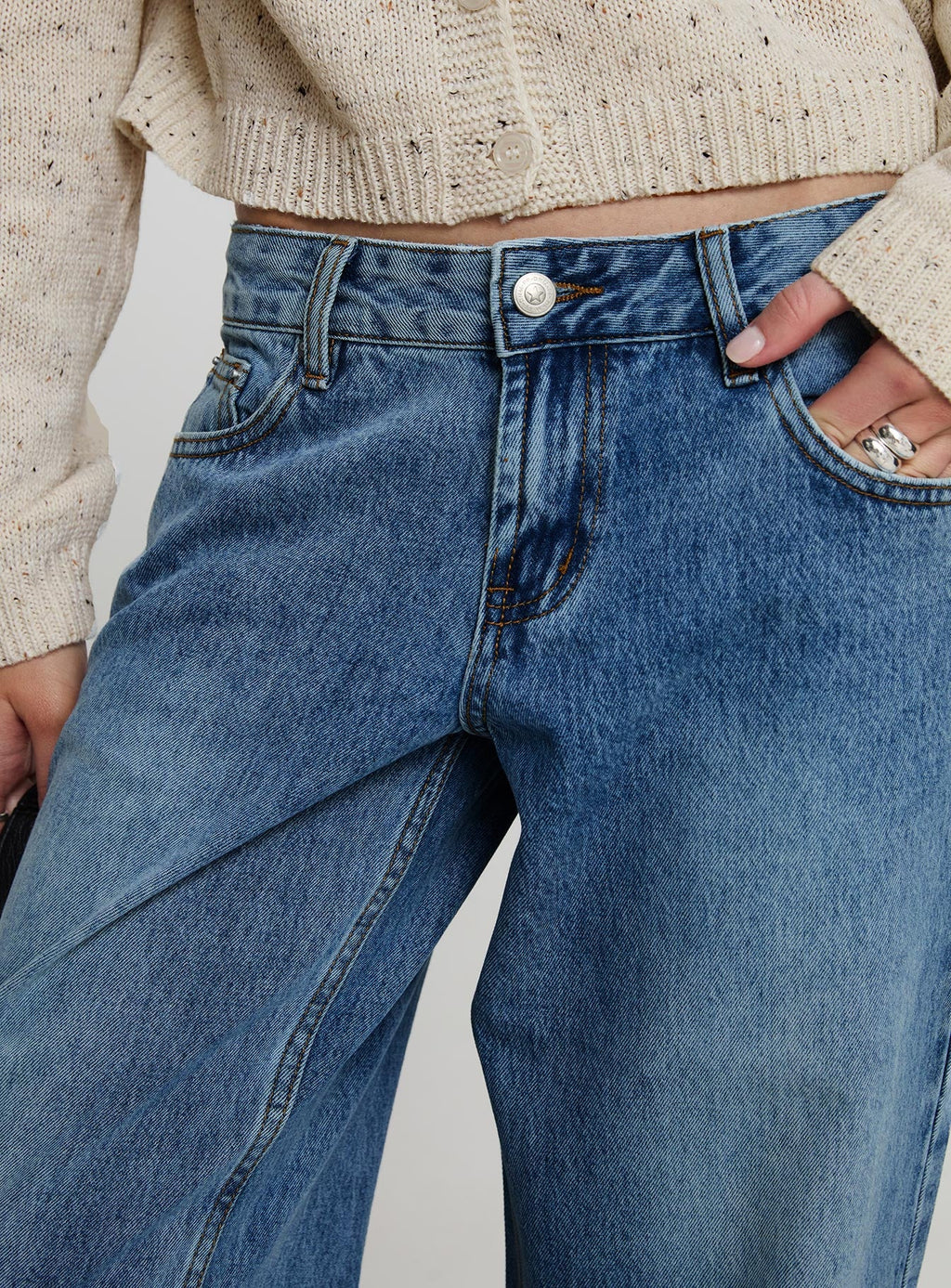 Sabryna Low Rise Jeans Blue